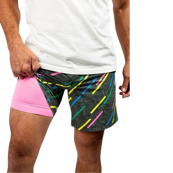 Chubbies The Galaxy Drivers size medium Spring Break Vacation Beach - Picture 3 of 7